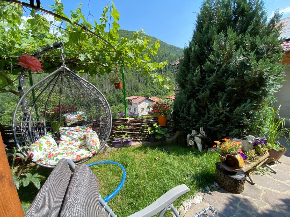 Къща За Гости Хаджиевата Къща Smolyan Buitenkant foto